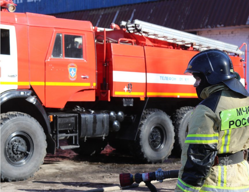 Огнеборцы ликвидировали пожар в п. Восточном Тындинского муниципального округа